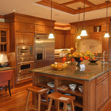 cabinet and granite mix interesting
