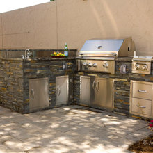 outdoor kitchen