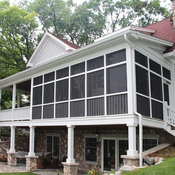 Vintage cottage on the lake