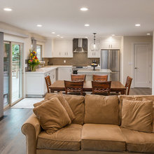 Kitchen - with Den Seating Nook