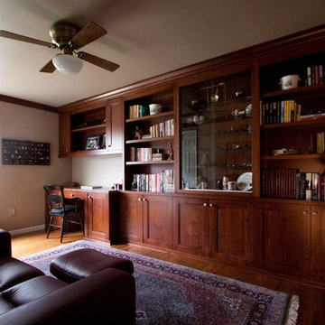 Upper Saint Clair Office Built-in
