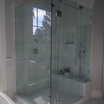 Custom Heavy Glass/Frameless Showers