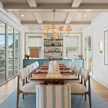 A Wet Bar With an Oyster-Shell Feature Wall