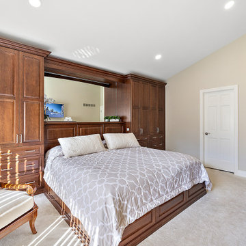 Starmark Cherry Ridgeville Primary Bedroom Furniture & Custom Bed Surround in Ry