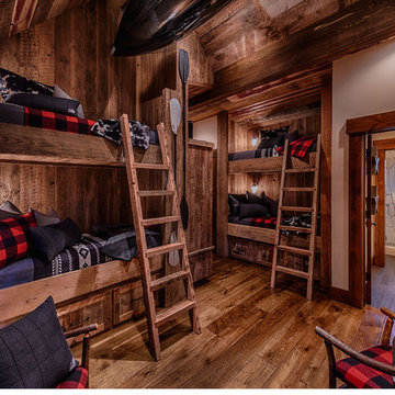 Lake Tahoe Rustic Edge Bunkroom