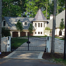 Detached garage