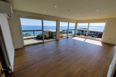 Design ideas for a modern living room in Dorset.