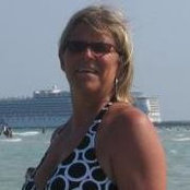 Debi Hool's photo