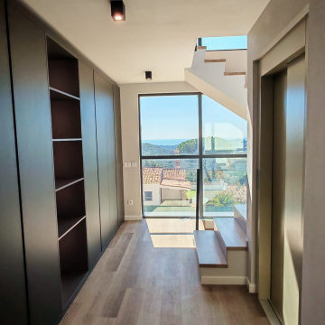 Staircase Corridor Storage Wall – Floor-To-Ceiling Handleless Cabinet with Open 