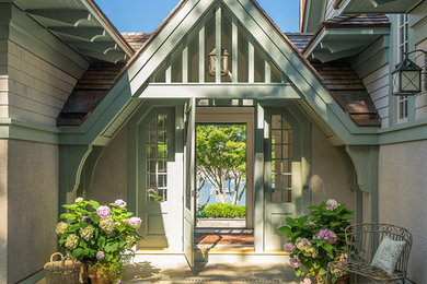 Entryway - craftsman entryway idea in Boston
