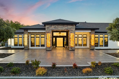 Inspiration for an exterior home remodel in Sacramento