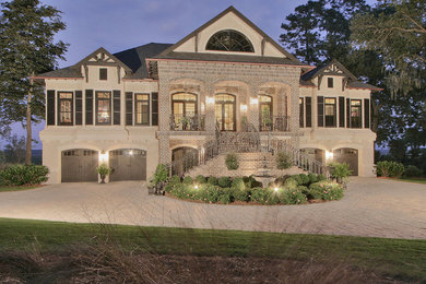 Example of a classic exterior home design in Atlanta