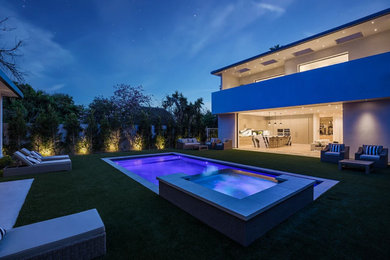 616 N Martel