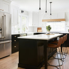Kitchens - Dark Cabinets
