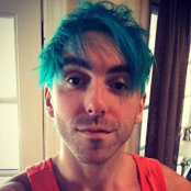 Alexander Gaskarth's photo