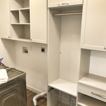St. Charles Custom Laundry Room
