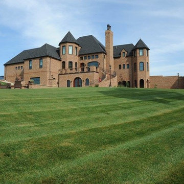 Haushalter Exterior Images