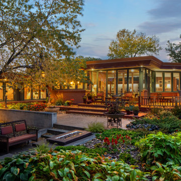 Stern Home: Designed by Frank Lloyd Wright's Grandaughter