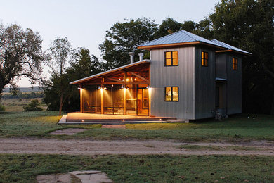 Home design - eclectic home design idea in Austin