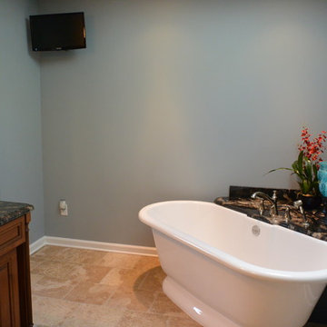 Whitehouse Station Master Bath