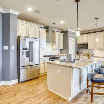 CATEGORY: 55+ Detached $400,000 - $499,999