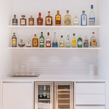 Cosmopolitan Bar