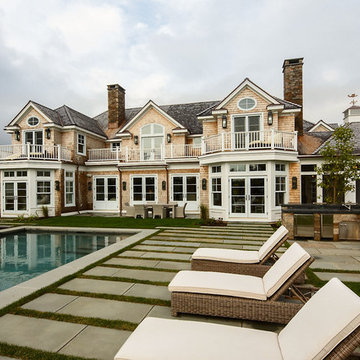 Shingle Style/Modern interior