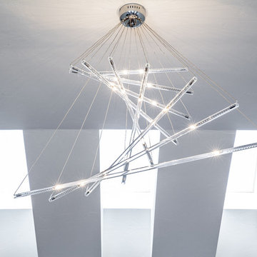 Chandelier, Relaxed Contemporary