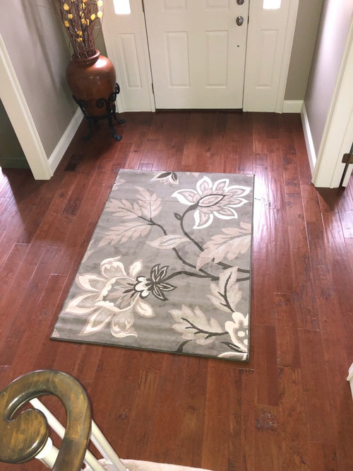 what size foyer carpet