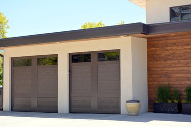 Modern Contemporary Home Garage Door
