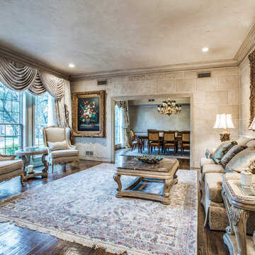 Plano estate with 2 guest houses and tennis court on 1.5 acres