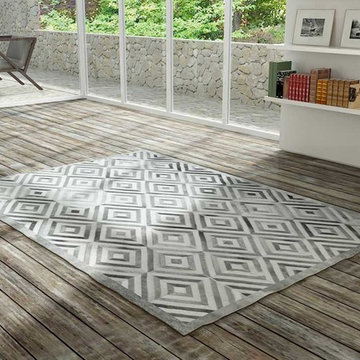 New Design - Gray Diamond Patchwork Cowhide Rug