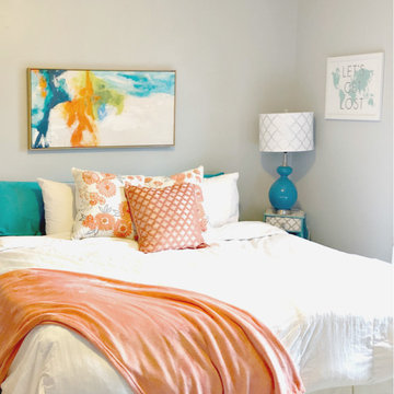 Bright guest room