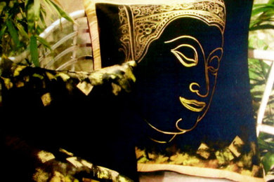 Cushions & art