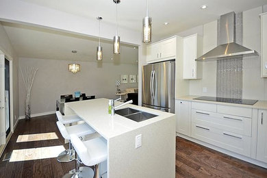 Transitional kitchen photo in Calgary