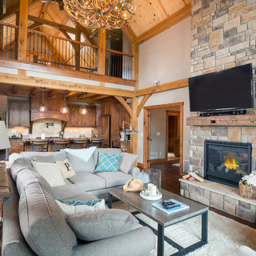 Beautiful lakefront Timber Frame