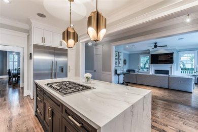 Trendy kitchen photo in Houston
