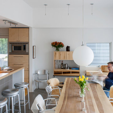 Western Ave Contemporary