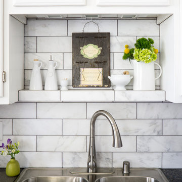 My Houzz: A Bland Condo Gets Color and Personality
