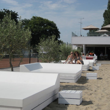 beach club
