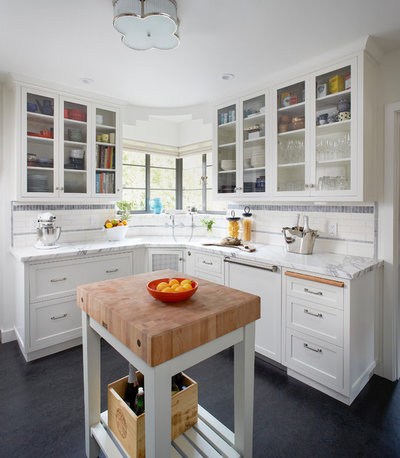 Traditional Kitchen by Mattingly Thaler Architecture