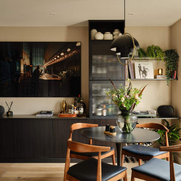 Two Bed Apartment, Islington