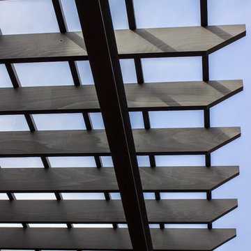 Pergola with steel I-beam