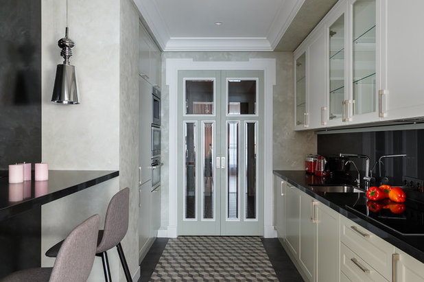 Современная классика Кухня by Ольга Кулекина, New interior