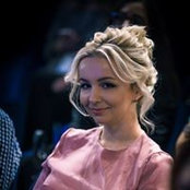 Anna Mille's photo