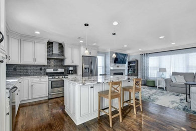Trendy home design photo in New York