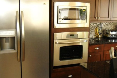 Elegant kitchen photo in Seattle