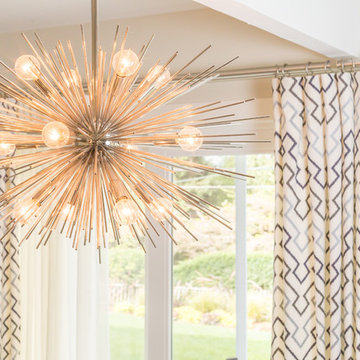 Yarrow Point: Modern Great Room