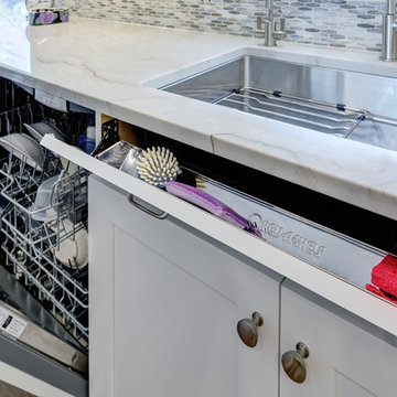 Cheerful and Organized in Deerfield