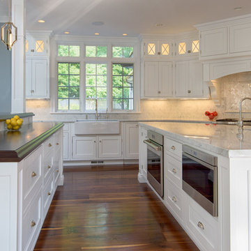 Light & Lovely Great Room and Kitchen